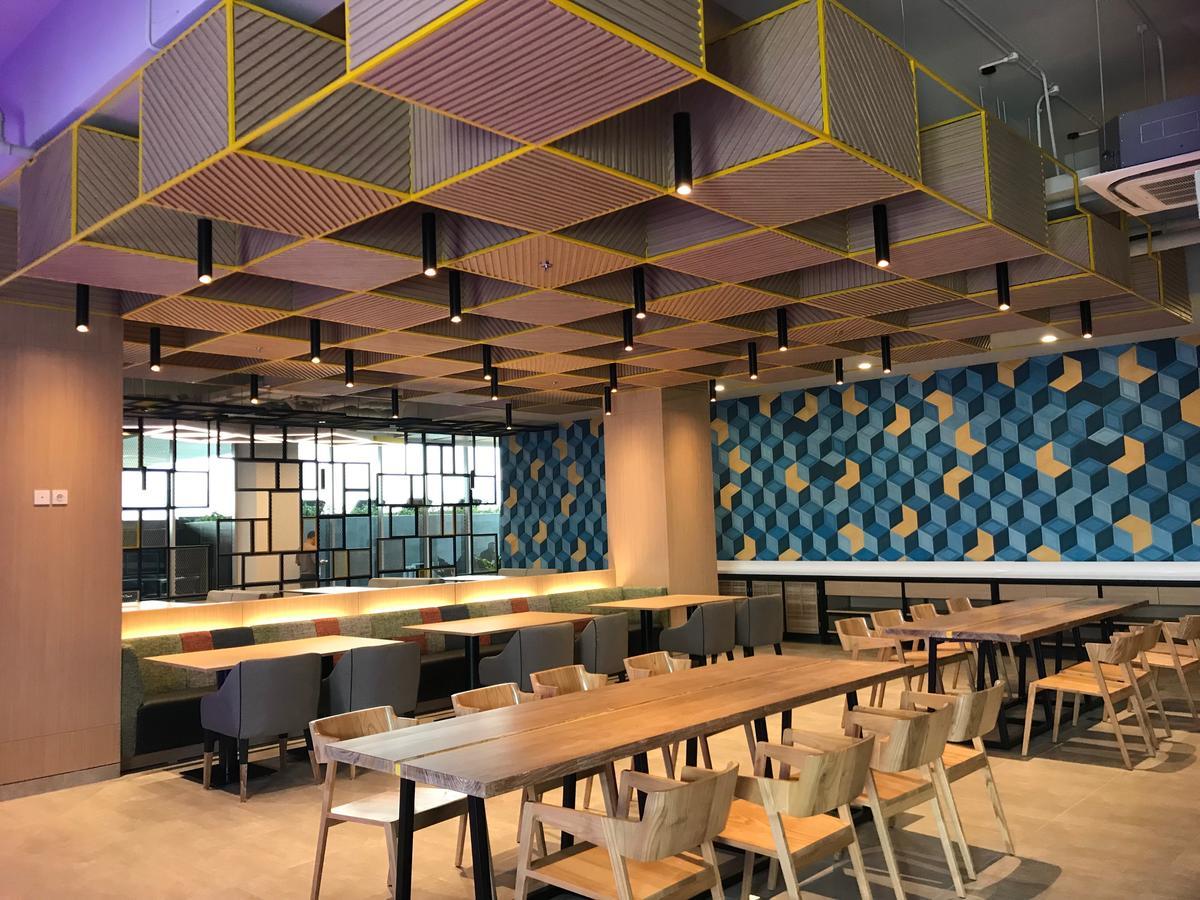 万隆帕斯卡尔黄釉酒店 外观 照片
